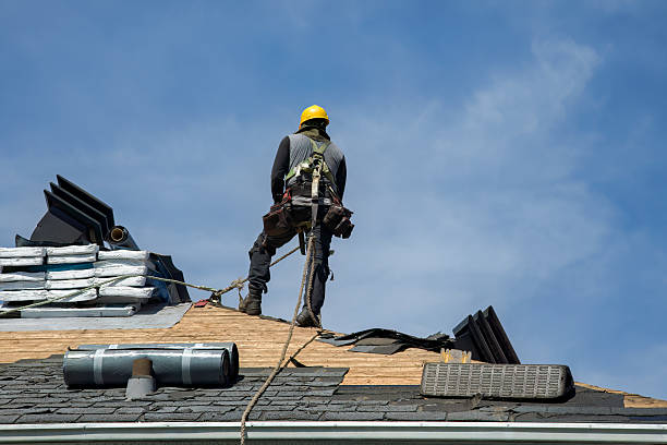 Professional Gutter Installation technician working in Glenwood, NJ